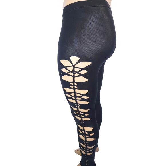 MIDNIGHT RADIANCE - 2XL/3XL - Wet Look Black Leggings with Intricate Side Cuts - Picture 5 of 6